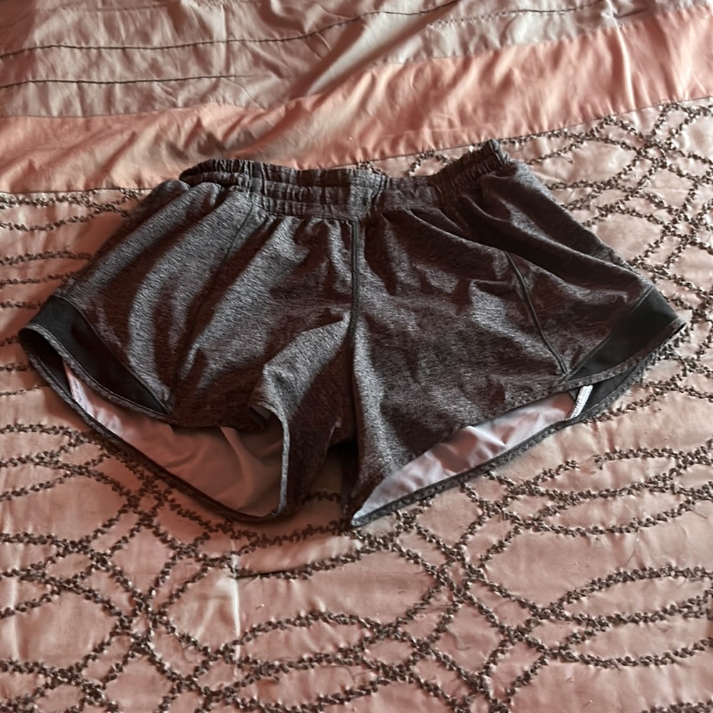 Lululemon hotty hot shorts 4”